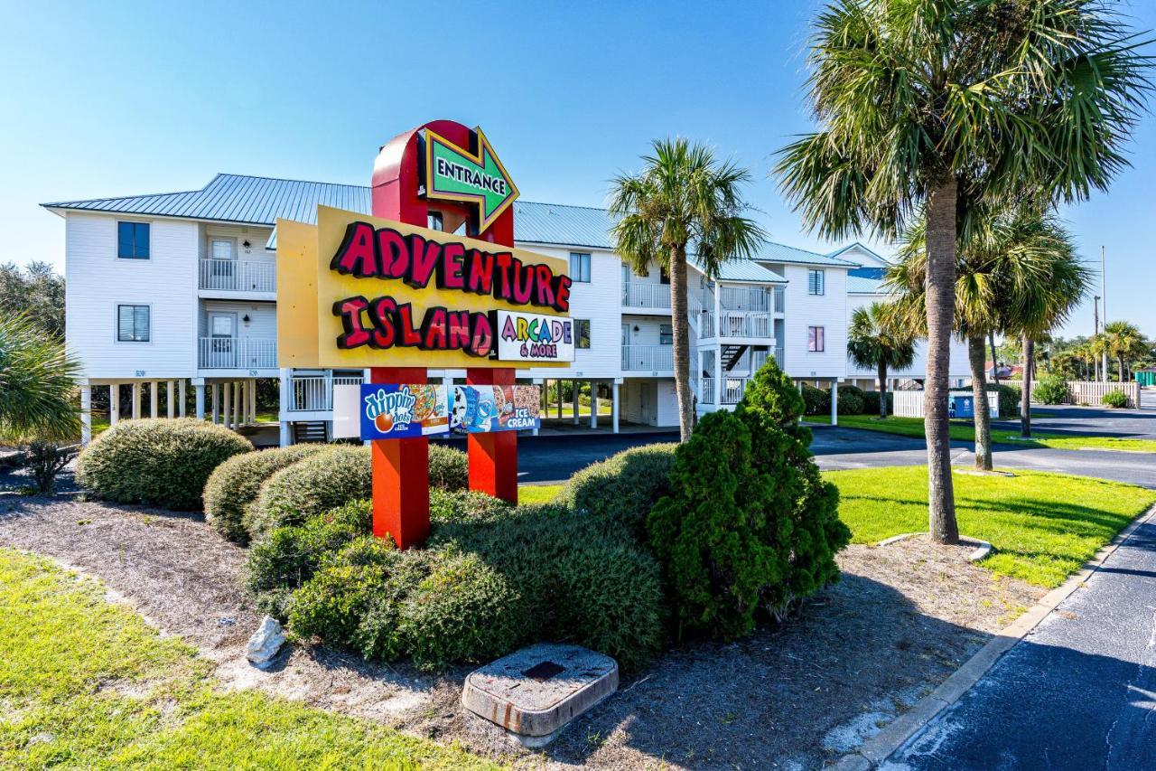 Apartment Palmettos #104 *